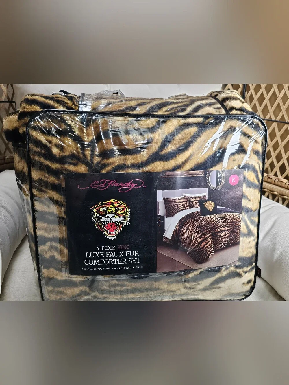 Ed Hardy 4 Piece Luxe Faux Fur Comforter Set Tiger Animal Print Viral Htf